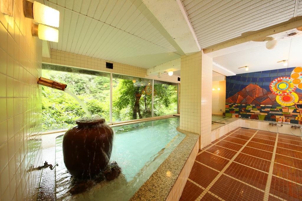 Hotel Miyama Тітібу Екстер'єр фото