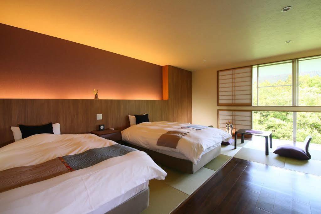 Hotel Miyama Тітібу Екстер'єр фото